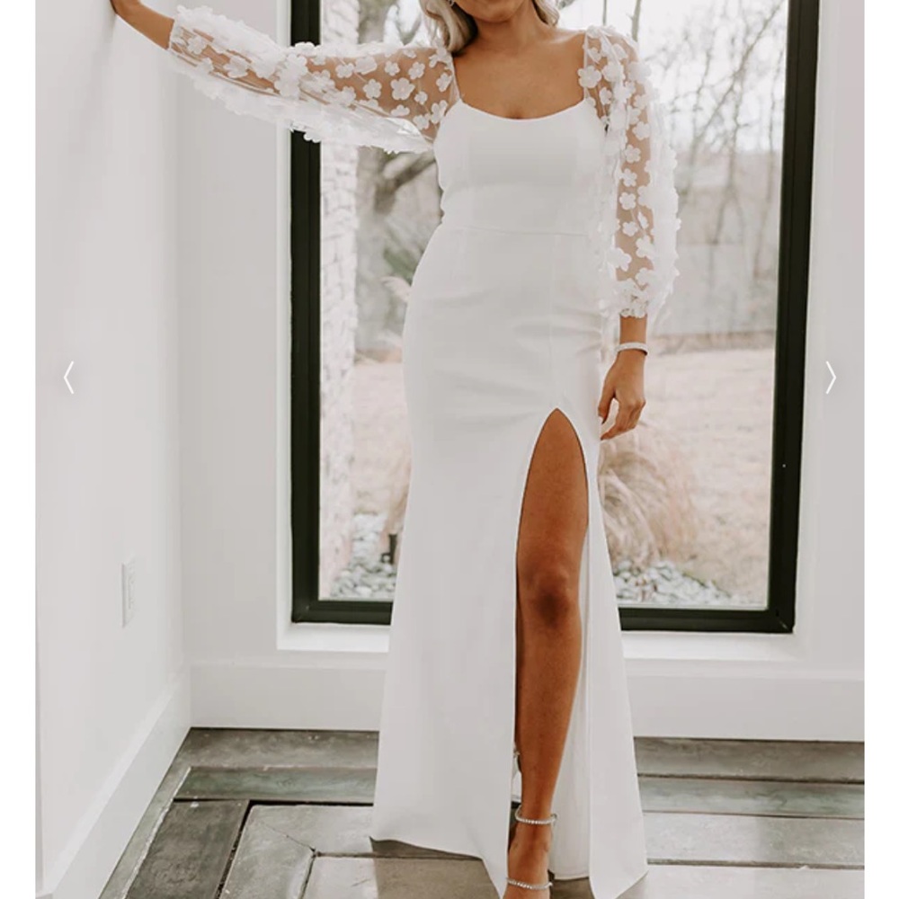 THE LOVE IN YOUR EYES OFF THE SHOULDER FLORAL SLEEVE MAXI
DRESS bride